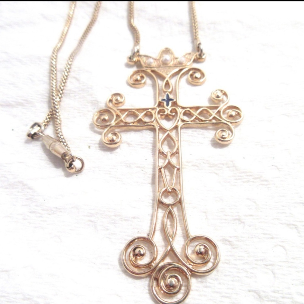 Sarah Coventry Vintage Limited Edition Gold-Toned Cross Necklace Pearl Accented